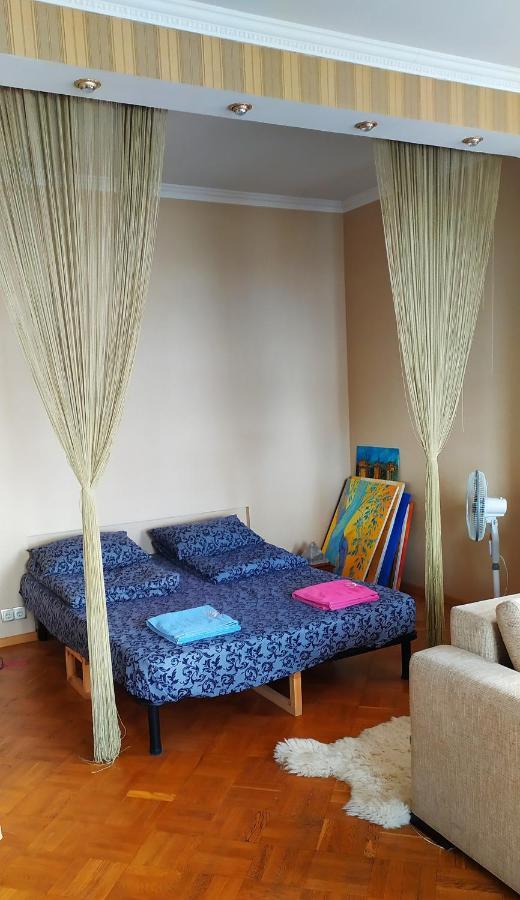 Alabama Mama Apartment Kiev Ngoại thất bức ảnh